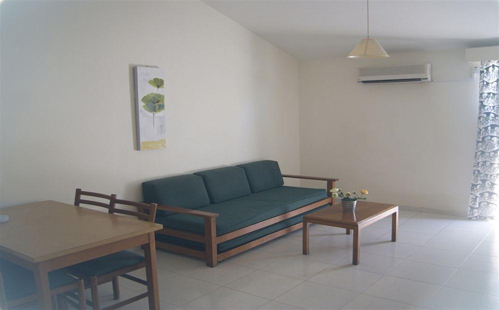 Mandalena Hotel Apartments Protaras Exterior foto